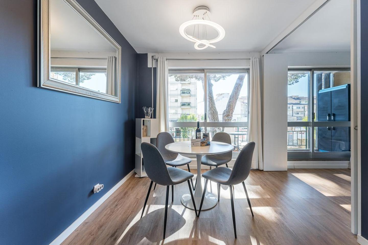 Guestready - Shades Of Blue With Balcony Apartment Porto Bagian luar foto